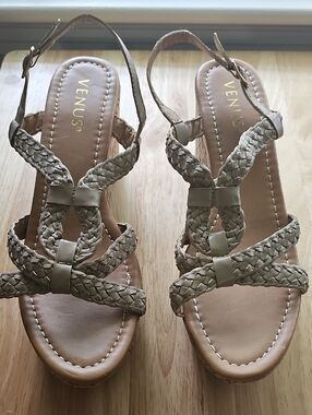 VENUS Braided Strappy Sandal in Taupe